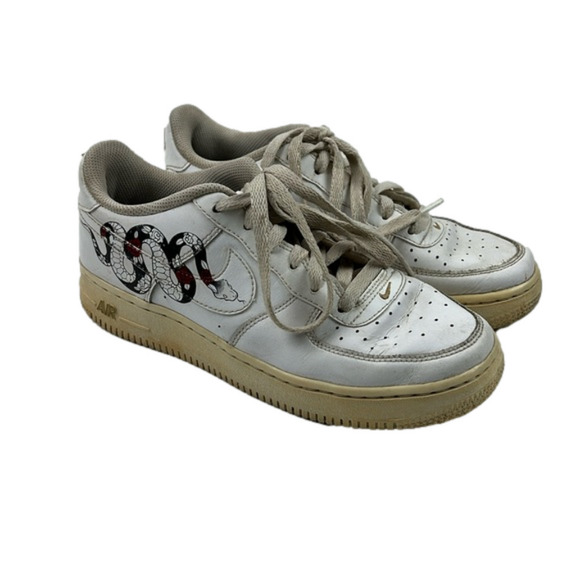 Nike Men's Air Force One AF82 Custom Sneaker Size  6 - Picture 1 of 10